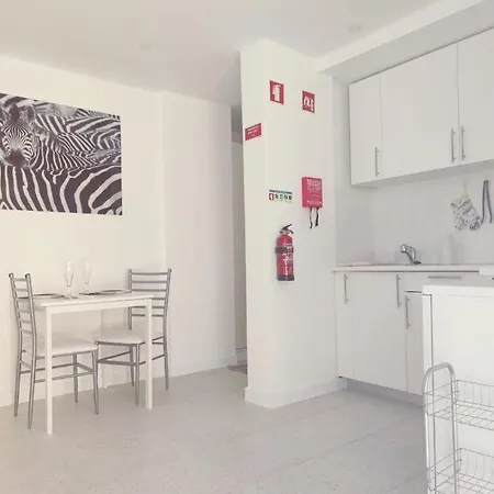 Moradia Geminada V0 - Localizacao - Privada Dom wakacyjny Quarteira