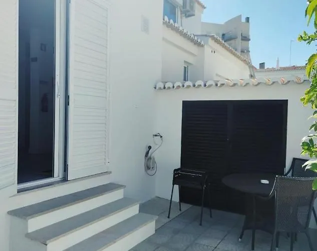 Moradia Geminada V0 - Localizacao - Privada