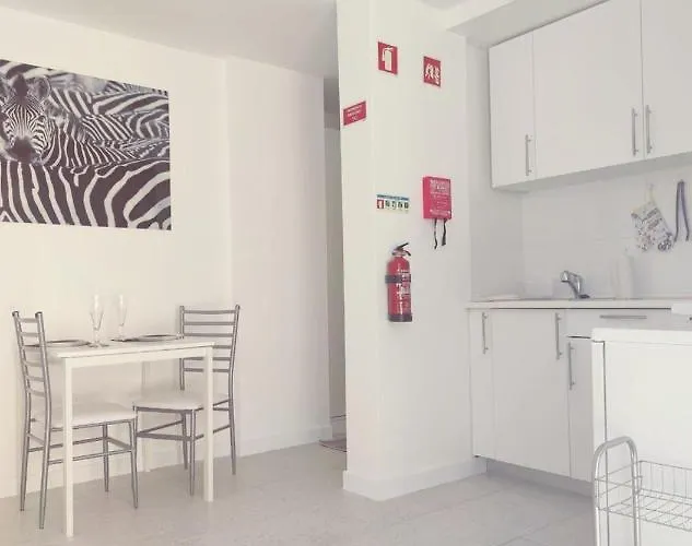 Moradia Geminada V0 - Localizacao - Privada Holiday home Quarteira