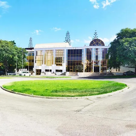 Сasa de vacaciones Moradia Geminada V0 - Localizacao - Privada Quarteira